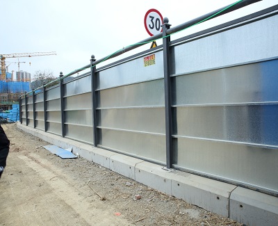 深圳圍擋多少錢一米？批發價格貴不貴？