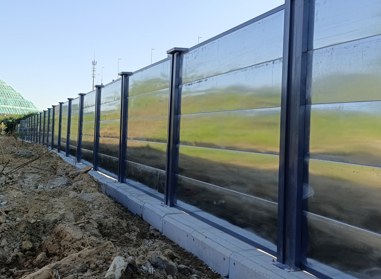 寶安區新玉路新和街道辦安裝豪華鋼圍擋